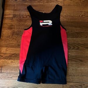 NWT Iron Rebel Unisex singlet for powerlifting Size M